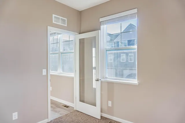 $2,495 | 1619 Windigo Lane, Shakopee, MN 55379