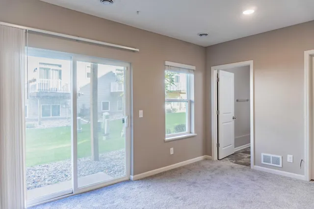 $2,495 | 1619 Windigo Lane, Shakopee, MN 55379