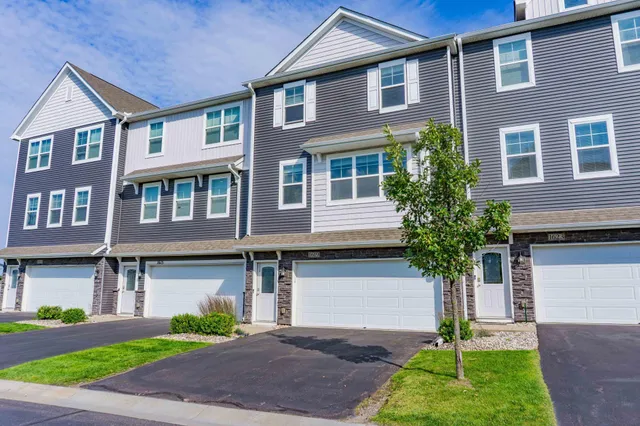 $2,495 | 1619 Windigo Lane, Shakopee, MN 55379