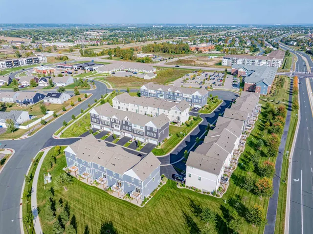 $2,495 | 1619 Windigo Lane, Shakopee, MN 55379