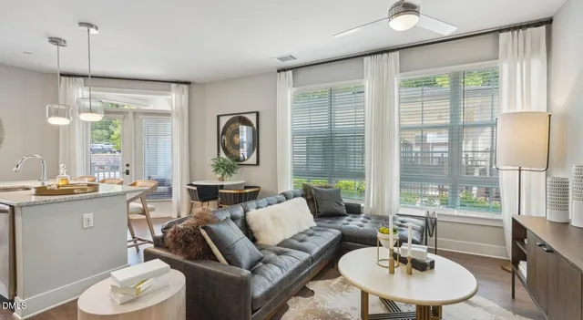 $3,228 | 625 South Elliott Road, Unit C2B, Chapel Hill, NC 27517