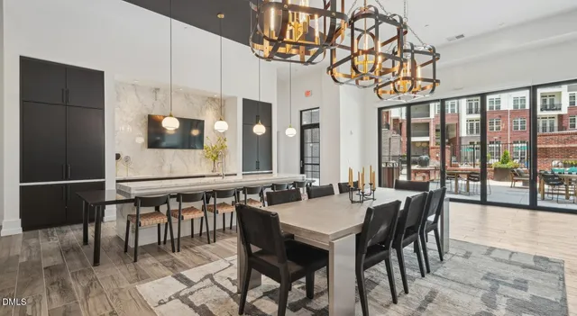 $3,228 | 625 South Elliott Road, Unit C2B, Chapel Hill, NC 27517