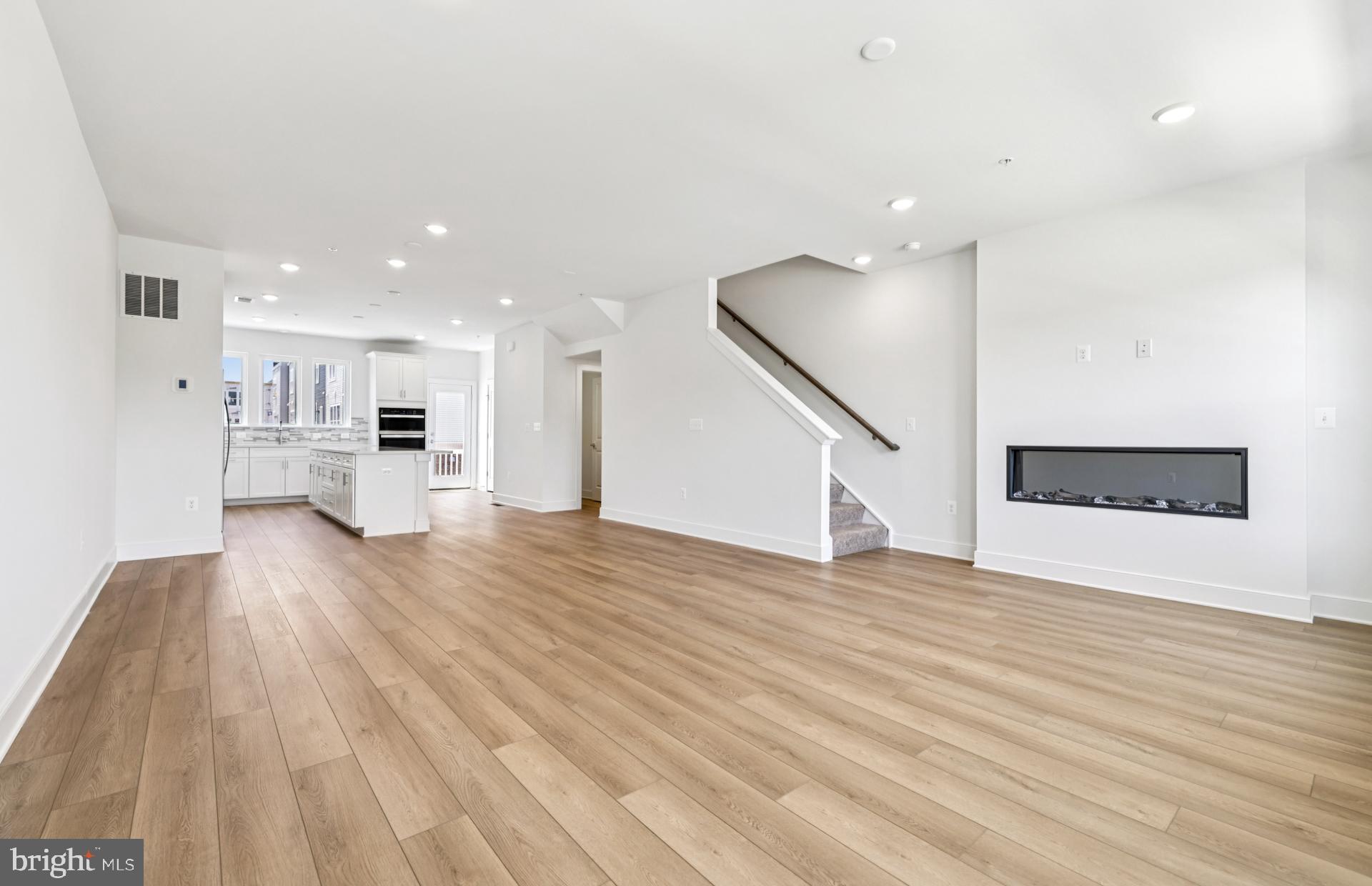 14420 Leafhopper Drive Boyds, MD 20841 - Photo 11 of 30 Gathering Room