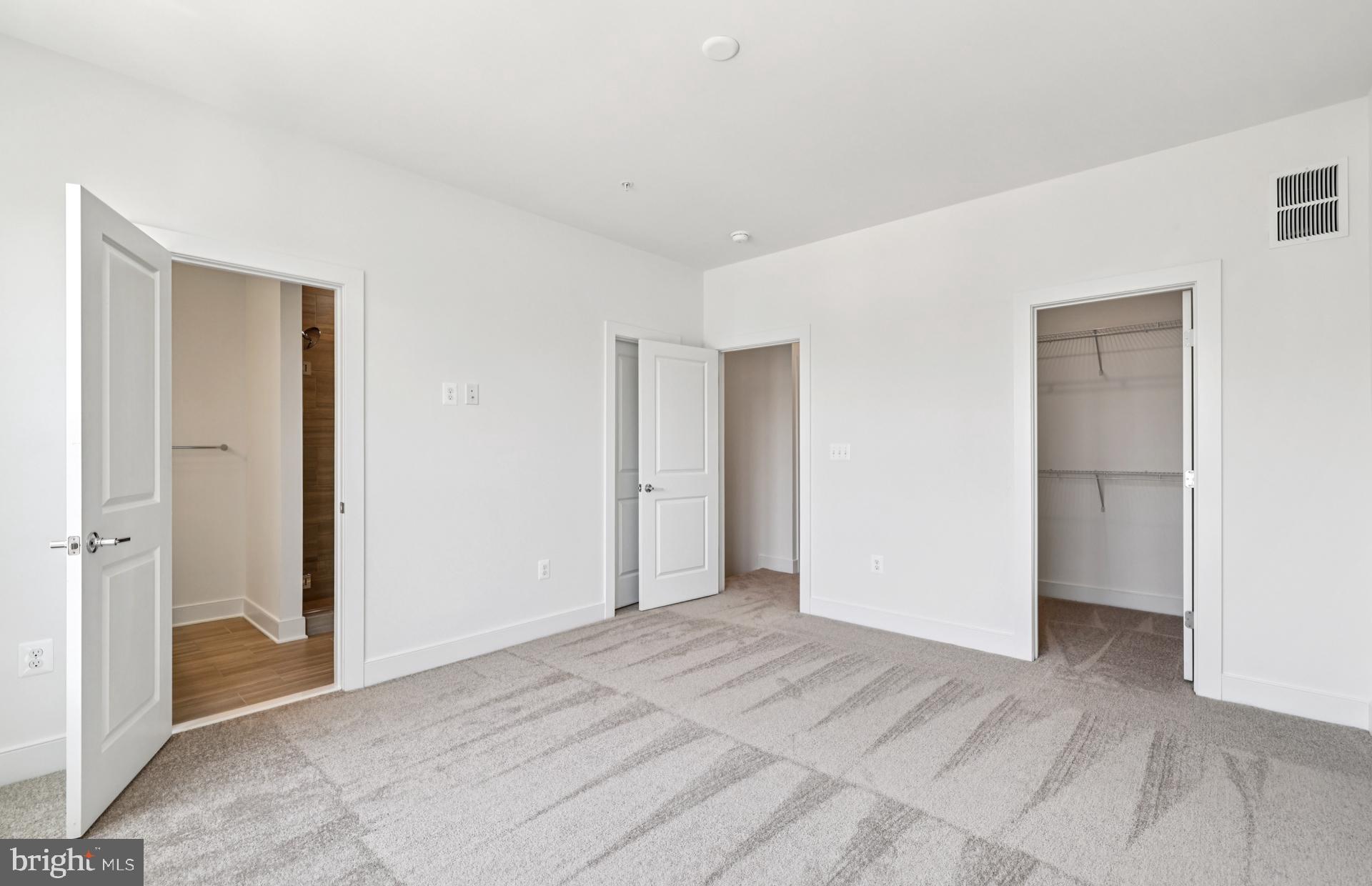 14420 Leafhopper Drive Boyds, MD 20841 - Photo 18 of 30 Owner's Suite