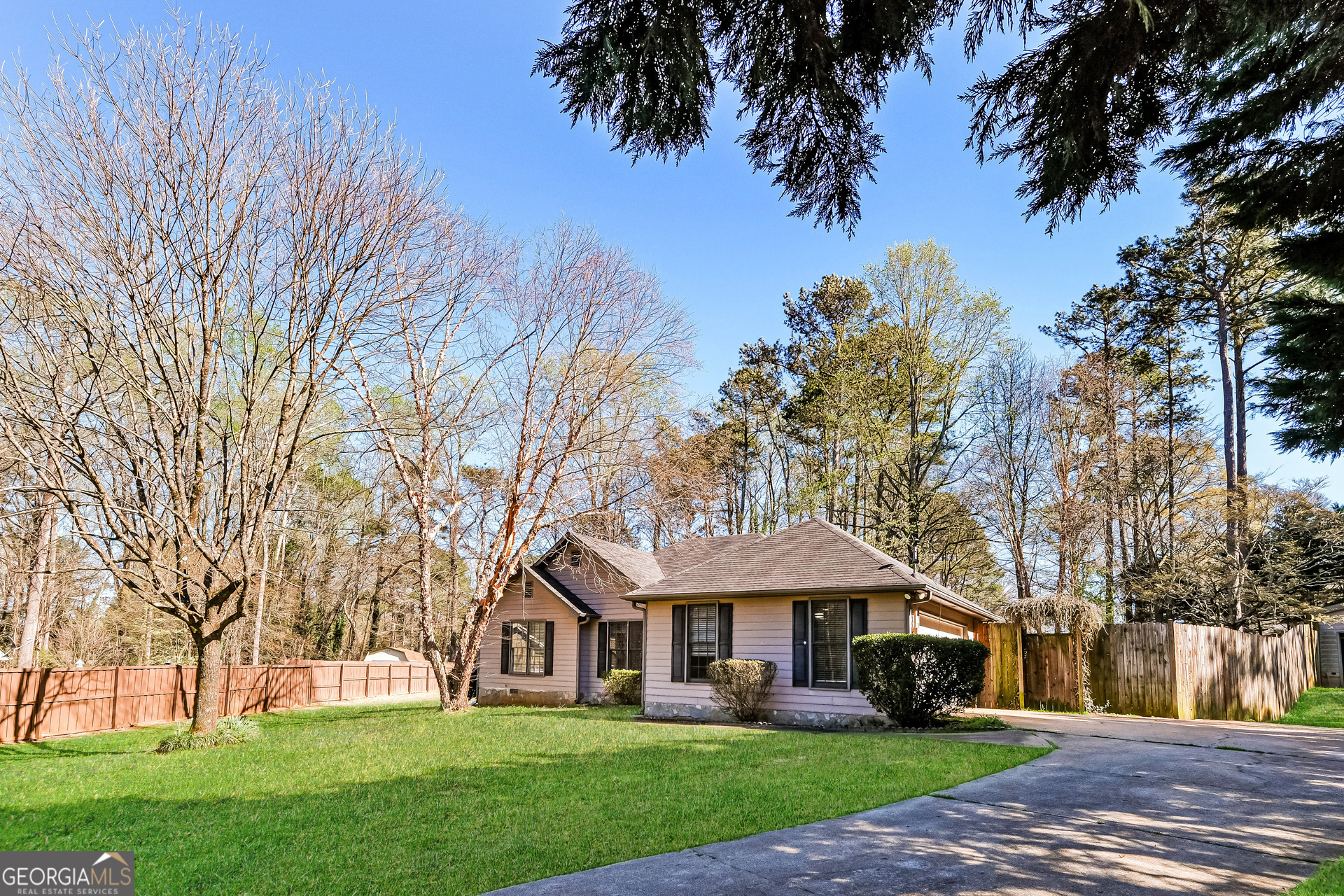 324 Jeremys Straight Stockbridge, GA 30281 - Photo 2 of 21