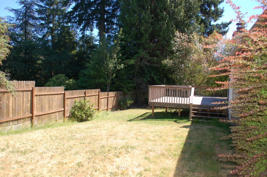 21821 Meridian Avenue South Bothell, WA 98021 - Photo 18 of 21