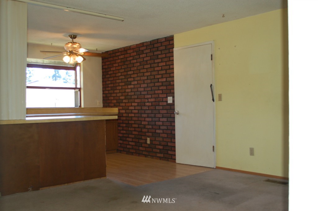 21821 Meridian Avenue South Bothell, WA 98021 - Photo 4 of 21