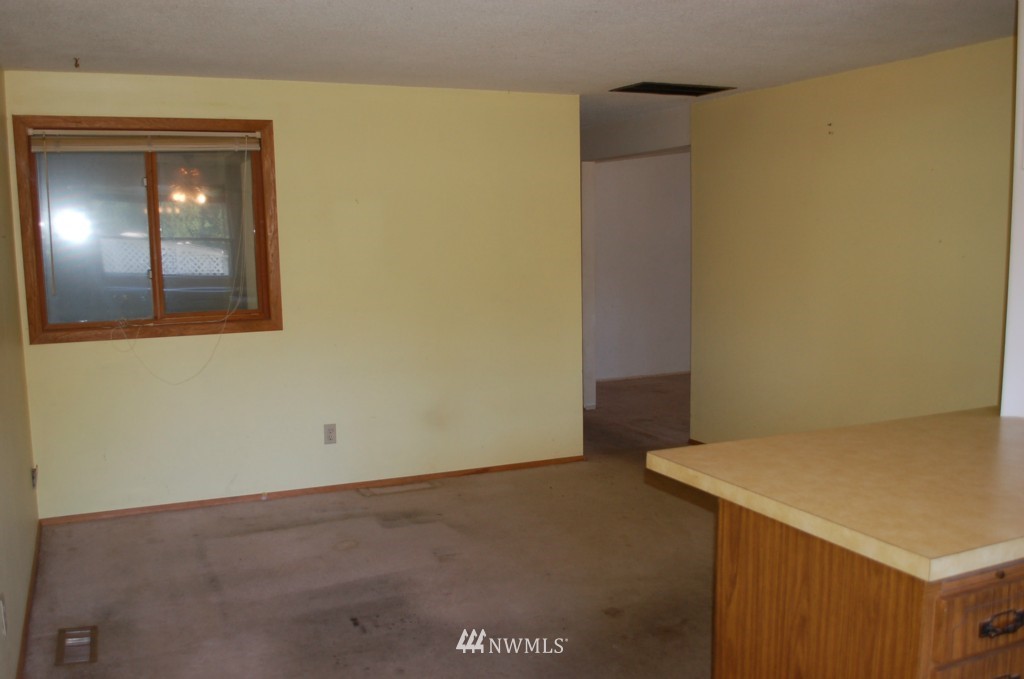 21821 Meridian Avenue South Bothell, WA 98021 - Photo 6 of 21