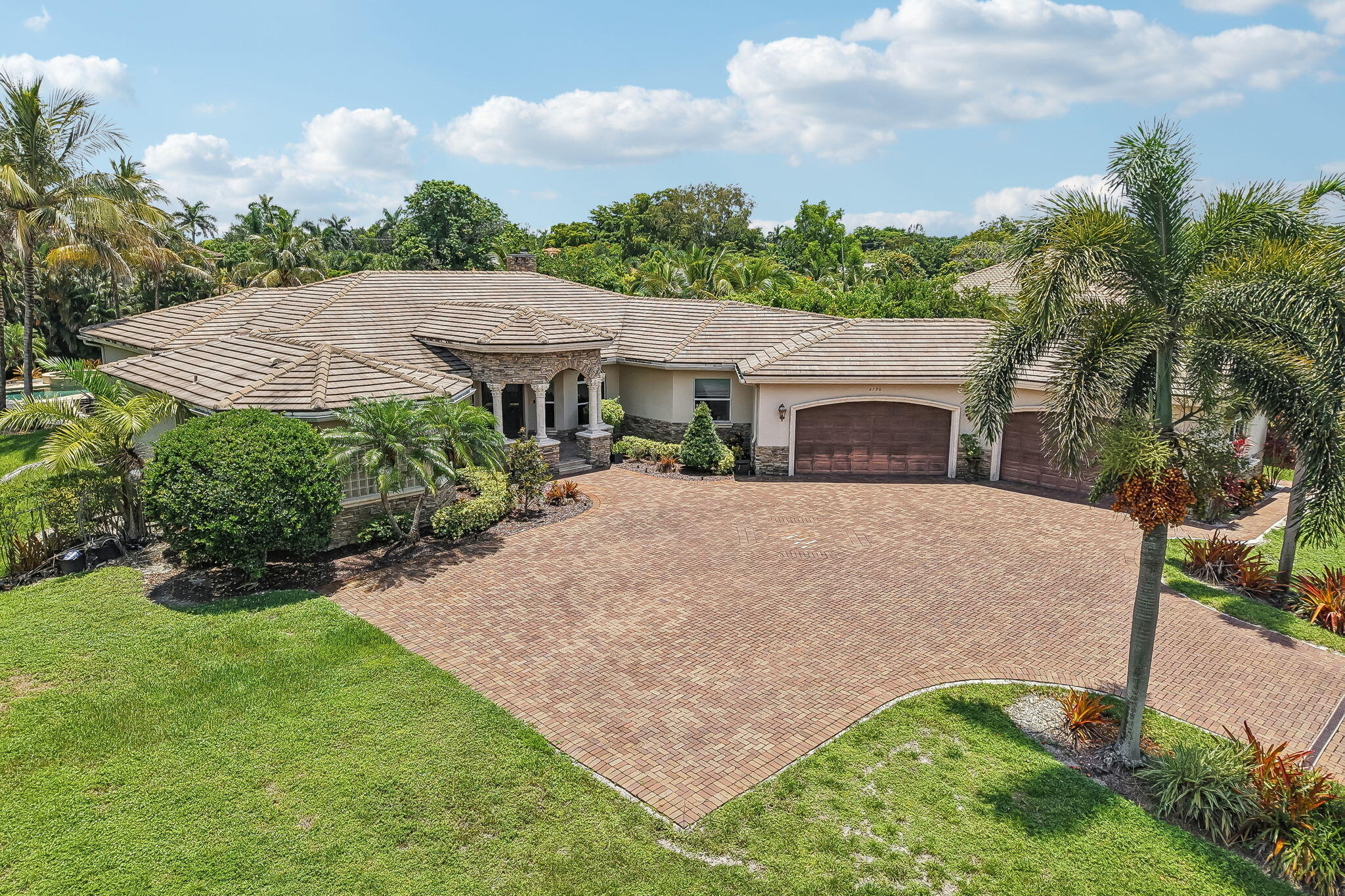 2130 Southwest 113th Avenue Davie, FL 33325 - Photo 1 of 58 Front of Structure