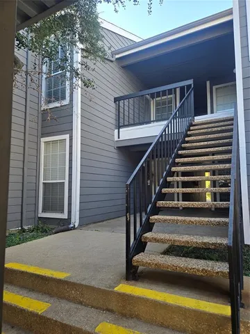 $169,900 | 18333 Roehampton Drive, Unit 1422, Dallas, TX 75252