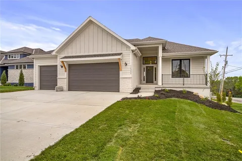 $622,500 | 25032 West 141st Terrace, Olathe, KS 66061