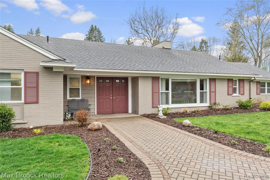 20635 West 13 Mile Road Franklin, MI 48025 - Photo 8 of 38