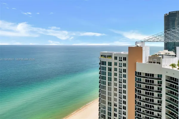 $12,500 | 18975 Collins Avenue, Unit 3304, Sunny Isles Beach, FL 33160