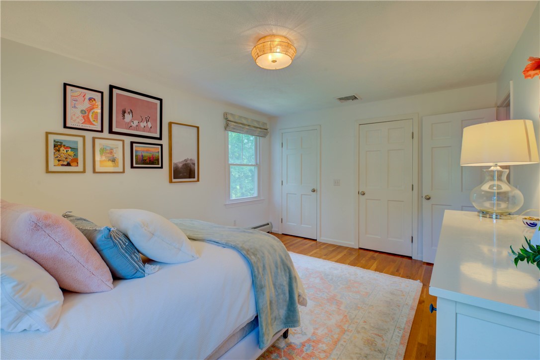 22 Pinetop Road Barrington, RI 02806 - Photo 32 of 40