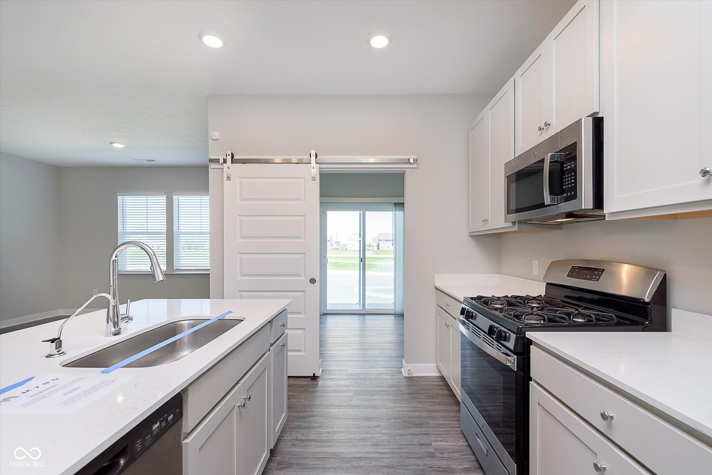 9604 Beckett Street Avon, IN 46123 - Photo 6 of 29