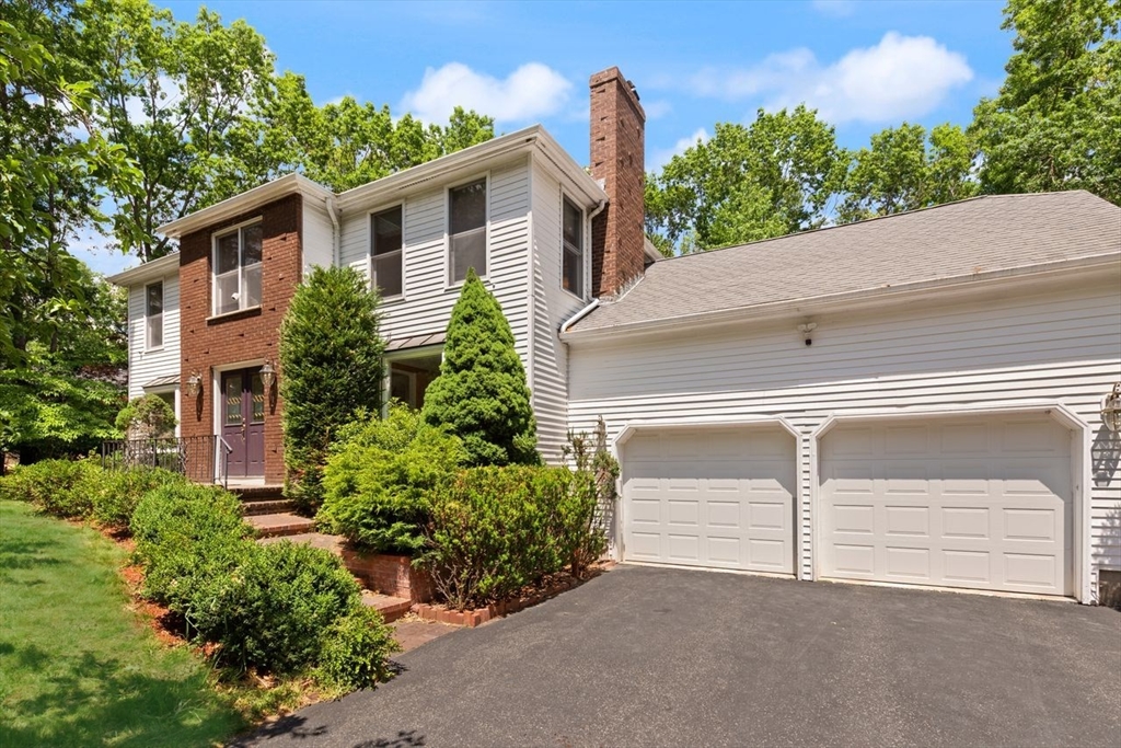 35 Castle Drive Sharon, MA 02067 - Photo 2 of 38