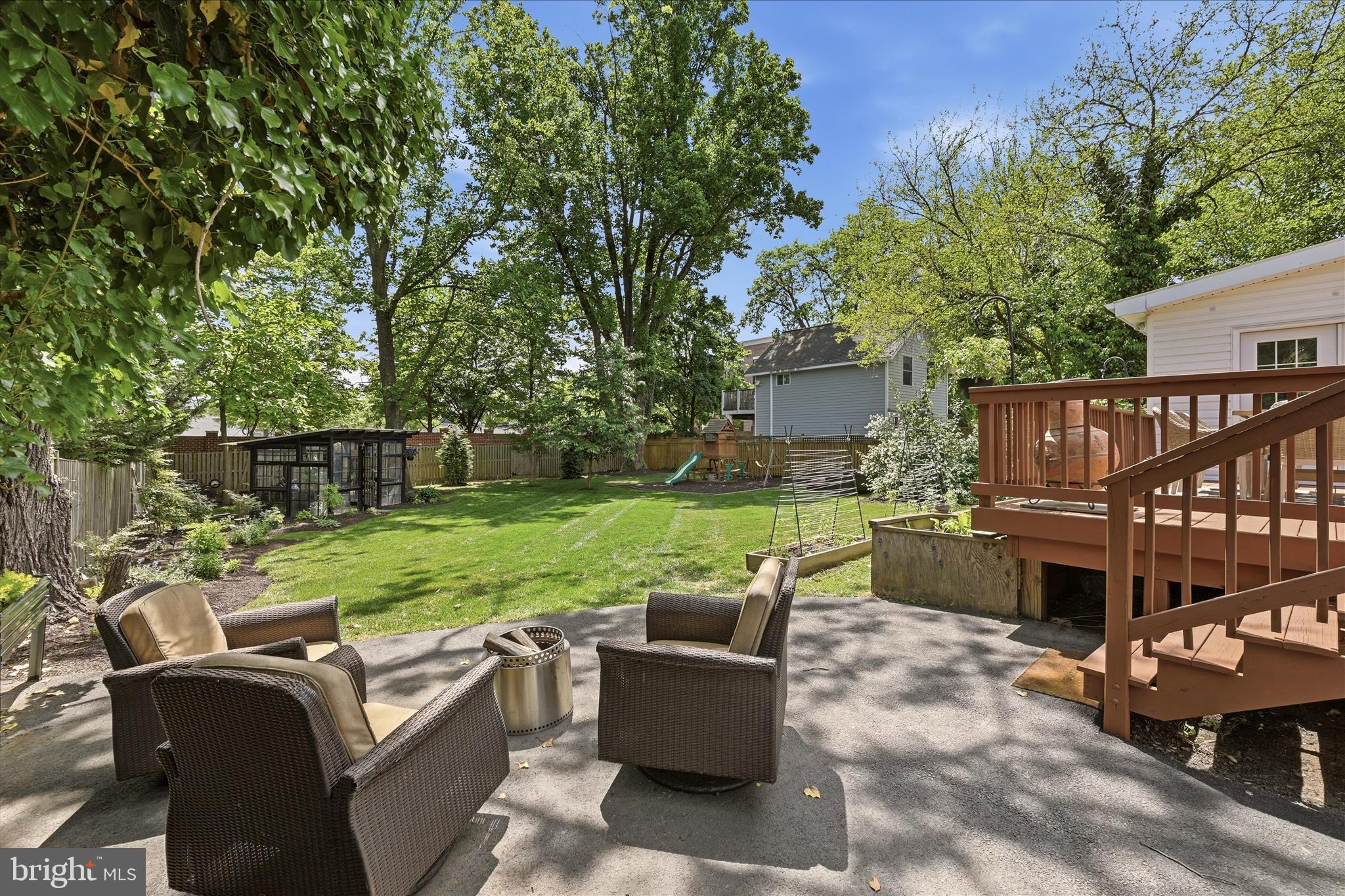 405 Edwards Ferry Road Northeast Leesburg, VA 20176 - Photo 57 of 95 Patio