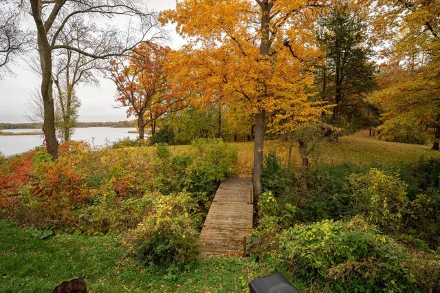 $650,000 | 11551 278th Street, Chisago City, MN 55013