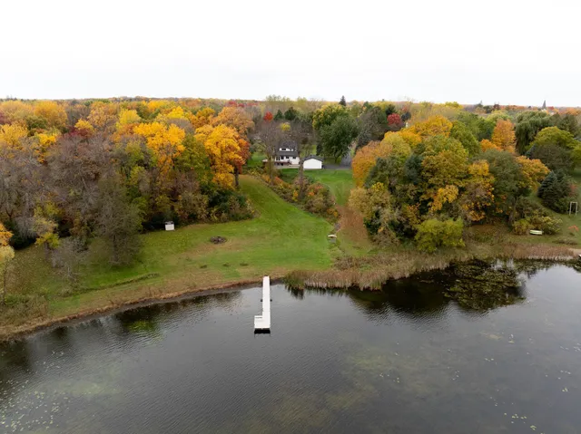 $650,000 | 11551 278th Street, Chisago City, MN 55013