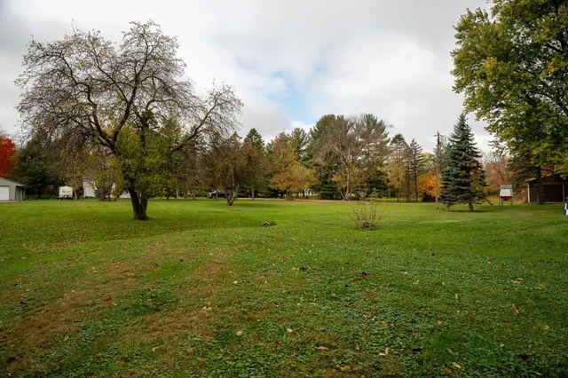 $650,000 | 11551 278th Street, Chisago City, MN 55013