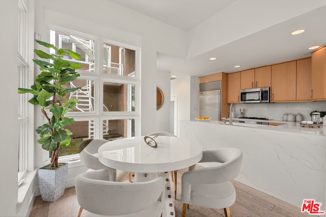 28 Westwind Street Marina del Rey, CA 90292 - Photo 12 of 45