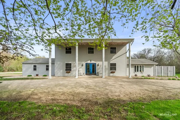 $335,000 | 101 Lakeside Drive, Dixon, IL 61021