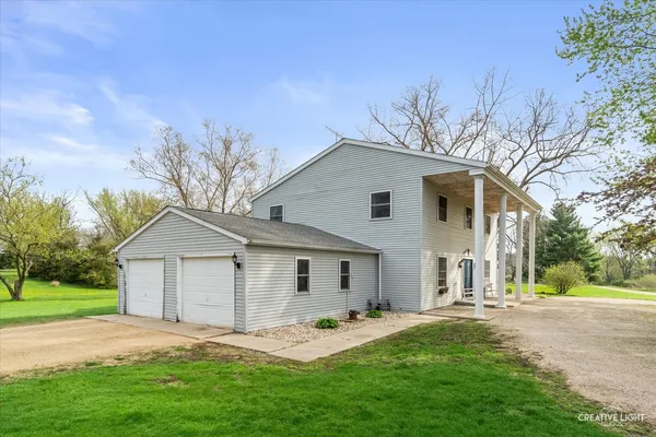 $335,000 | 101 Lakeside Drive, Dixon, IL 61021