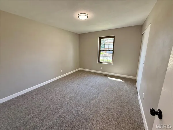 $299,000 | 237 Beau Gon Drive, Swansea, IL 62226