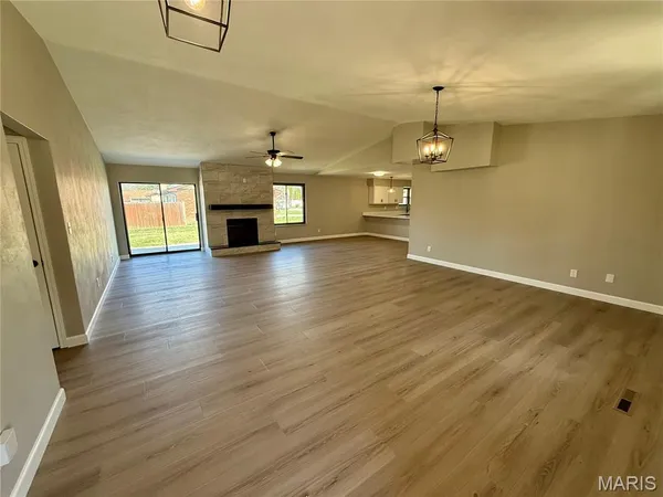 $299,000 | 237 Beau Gon Drive, Swansea, IL 62226