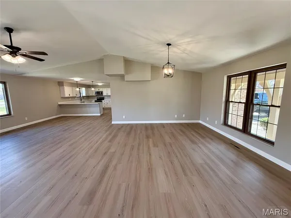 $299,000 | 237 Beau Gon Drive, Swansea, IL 62226