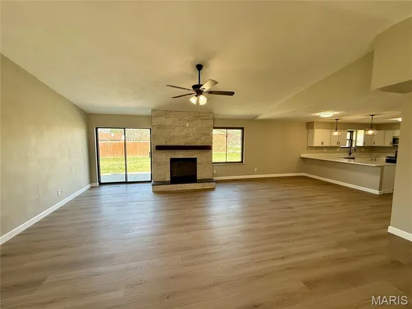 $299,000 | 237 Beau Gon Drive, Swansea, IL 62226