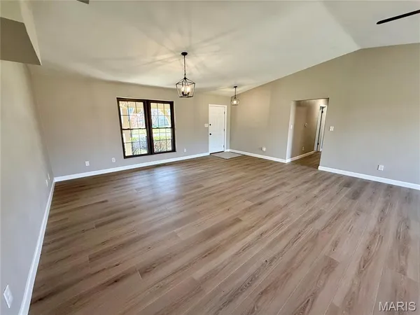 $299,000 | 237 Beau Gon Drive, Swansea, IL 62226