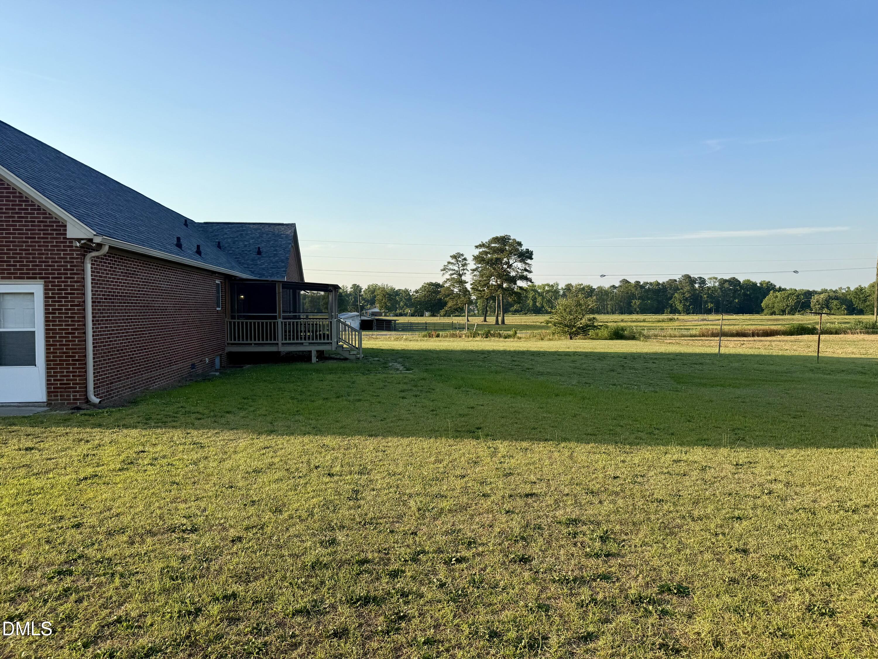 1511 Lane Road Dunn, NC 28334 - Photo 4 of 39