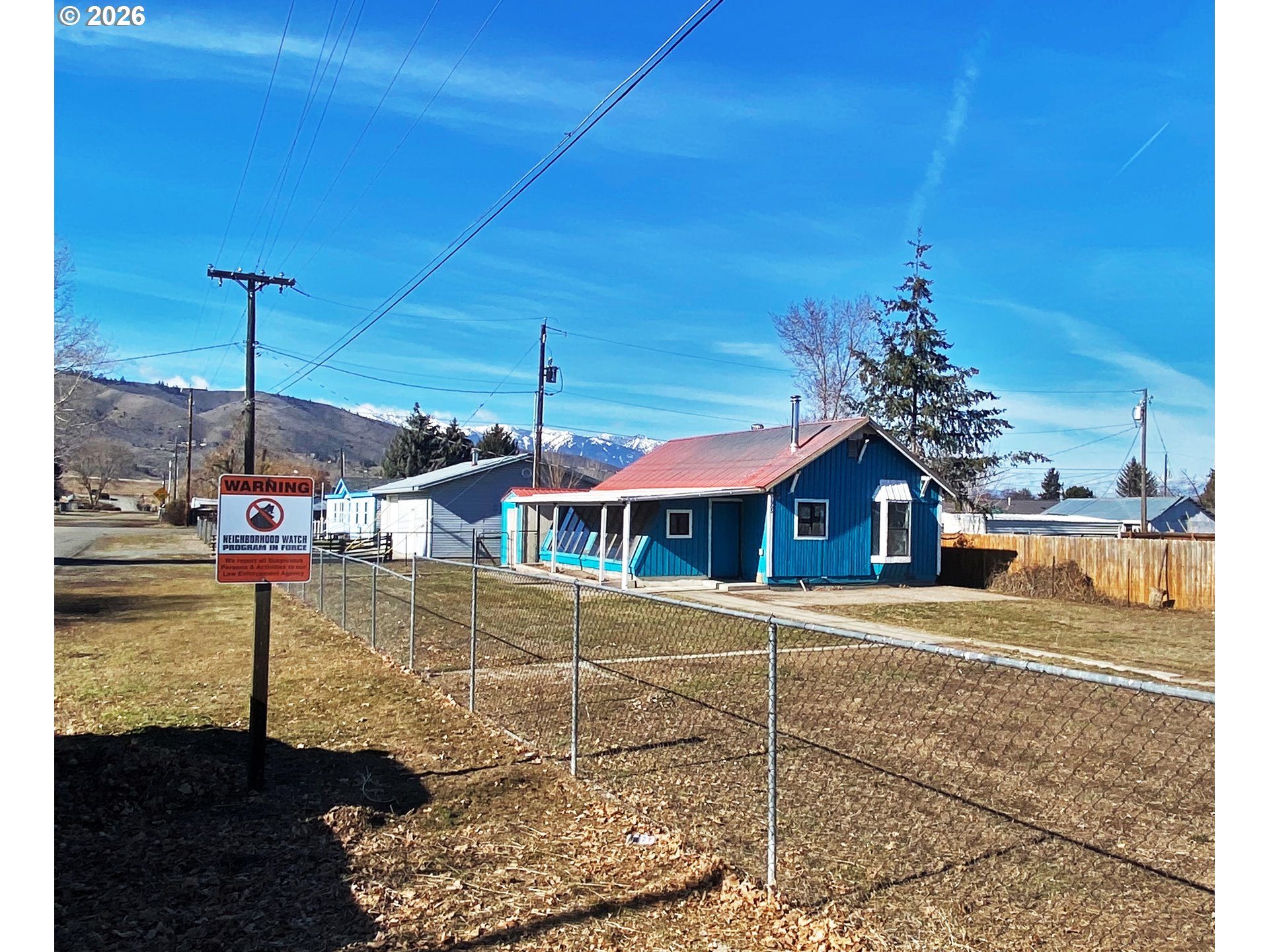 1905 17th Street Baker City, OR 97814 - Photo 2 of 13 a house view with a outdoor space