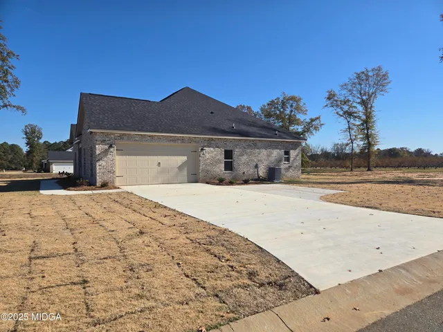 $414,900 | 211 Serenity Court, Byron, GA 31008