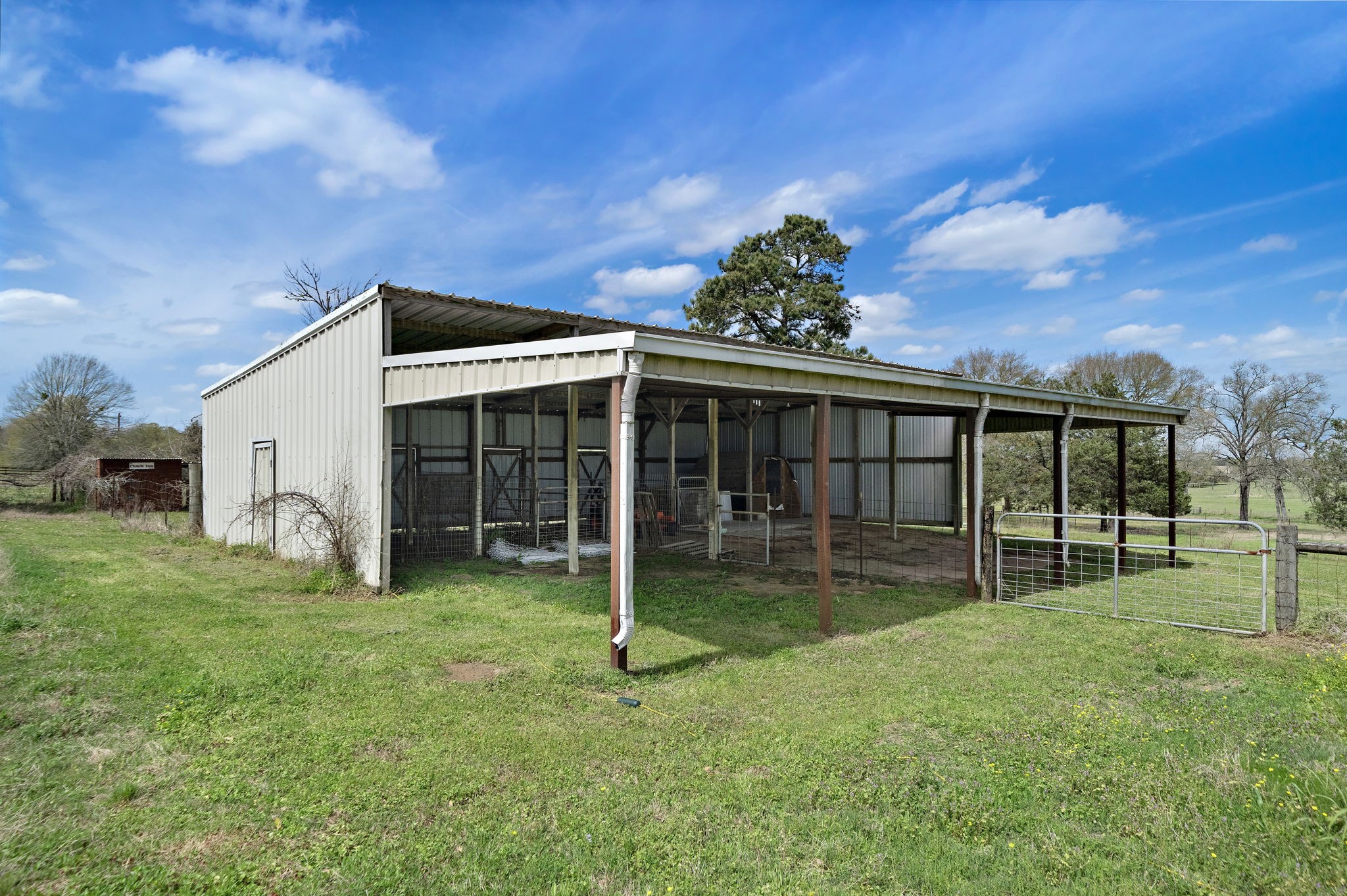32540 Courtney Road Navasota, TX 77868 - Photo 45 of 50 Barn
