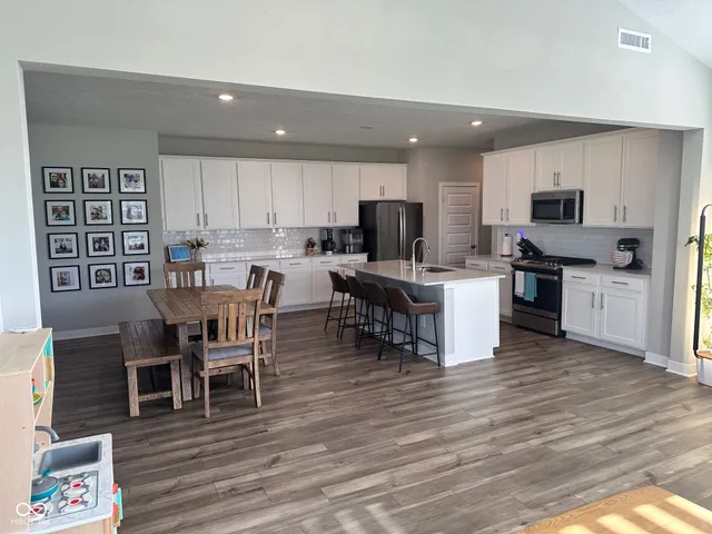 $450,000 | 3913 Cope Drive, Danville, IN 46122