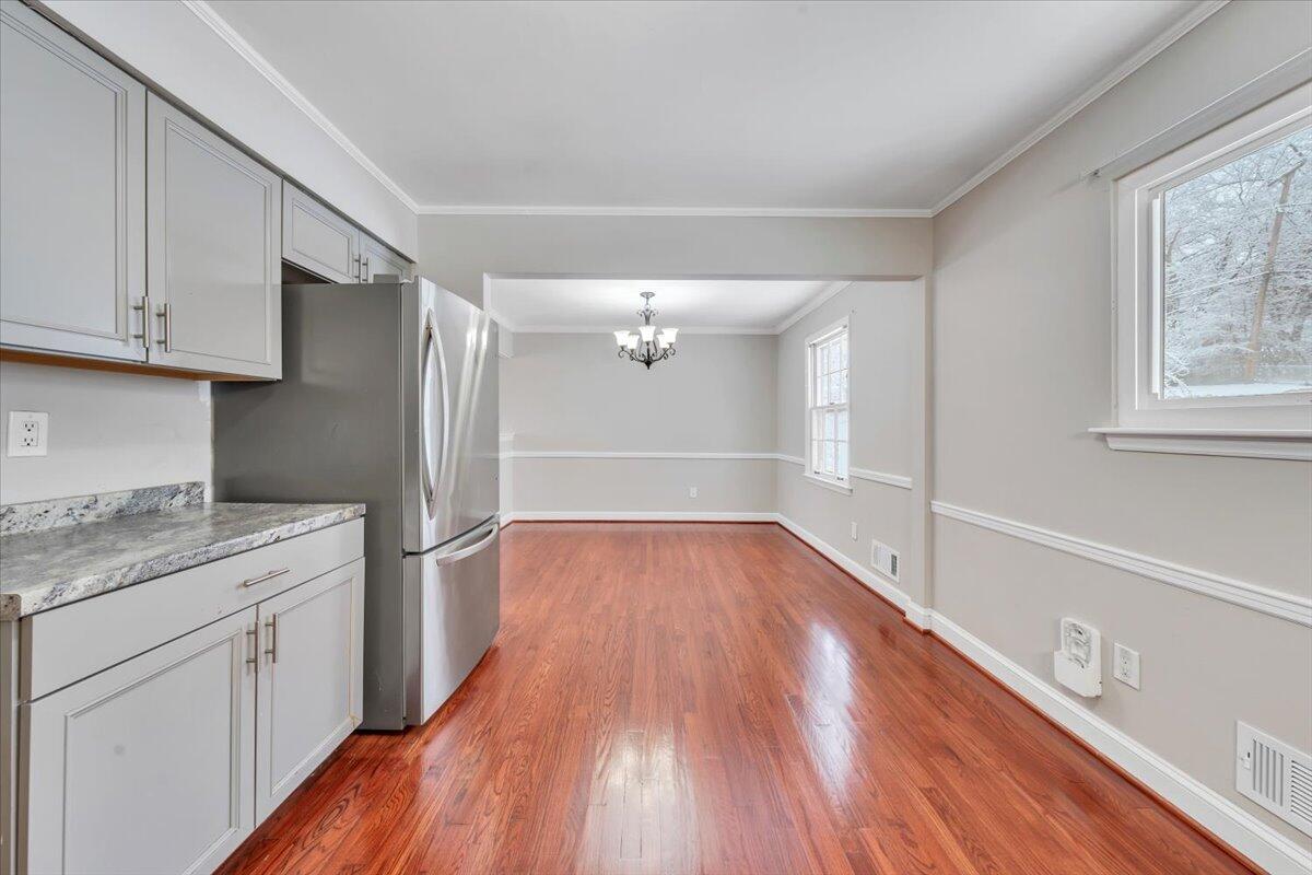 2540 McVitty Road Southwest Roanoke, VA 24018 - Photo 17 of 48 17-MIB09042