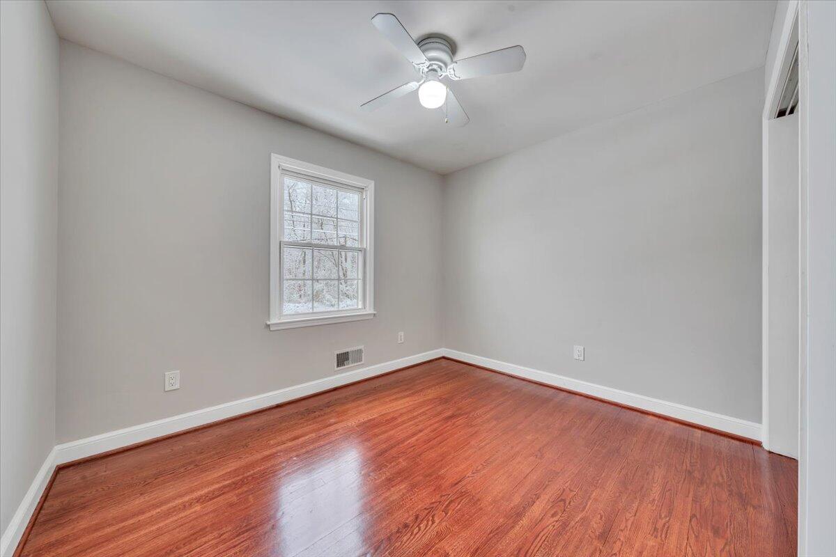 2540 McVitty Road Southwest Roanoke, VA 24018 - Photo 25 of 48 25-MIB09069