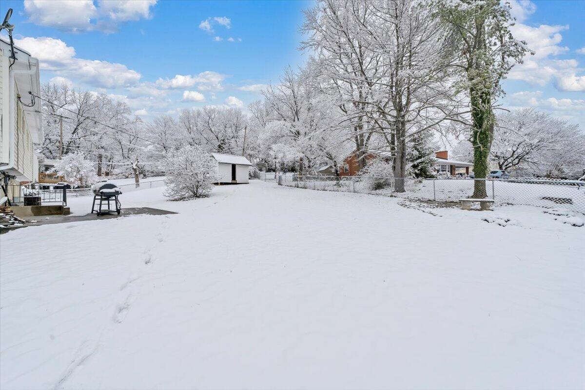 2540 McVitty Road Southwest Roanoke, VA 24018 - Photo 38 of 48 38-MIB09102