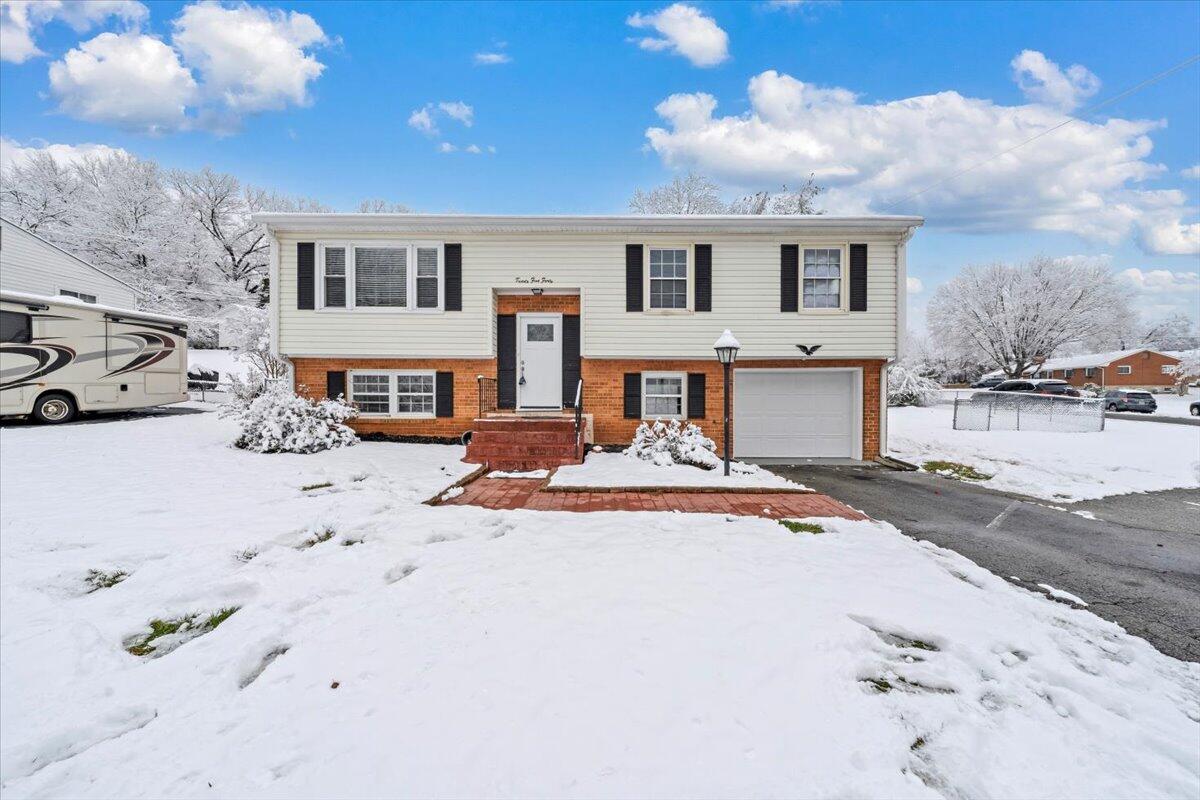 2540 McVitty Road Southwest Roanoke, VA 24018 - Photo 46 of 48 46-MIB09138
