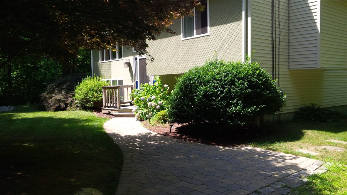 6 Arrowwood Road Coventry, RI 02816 - Photo 1 of 40