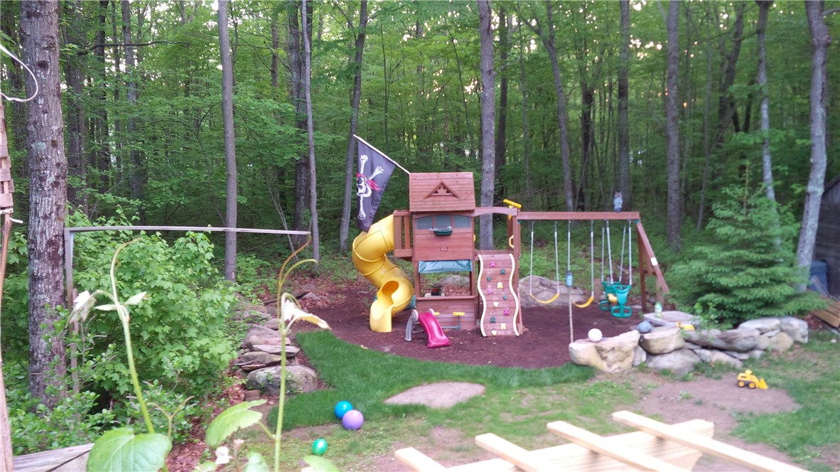 6 Arrowwood Road Coventry, RI 02816 - Photo 14 of 40