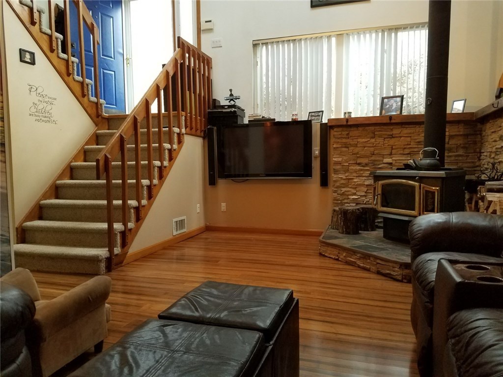 6 Arrowwood Road Coventry, RI 02816 - Photo 33 of 40