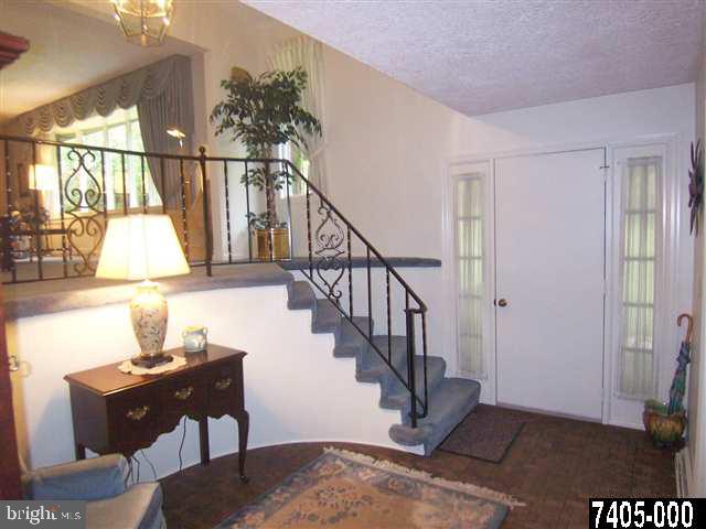 990 Cherry Orchard Road Dover, PA 17315 - Photo 2 of 25 Gallery Image 2