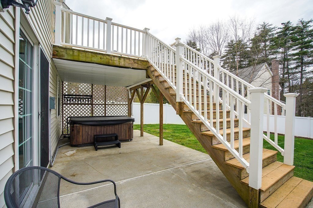 7 Draper Woods Road Sturbridge, MA 01518 - Photo 35 of 38 a view of entryway