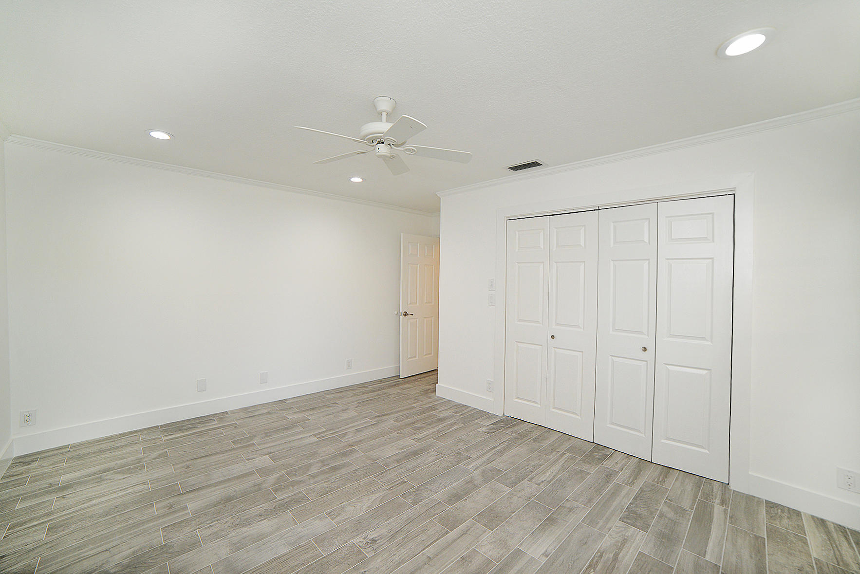 6943 Giralda Circle Boca Raton, FL 33433 - Photo 19 of 30 AK2_8682A