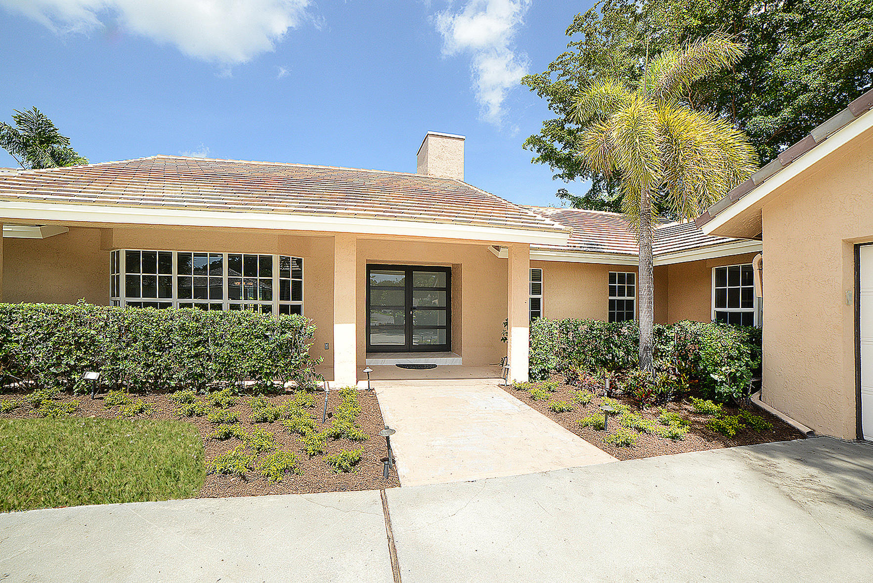 6943 Giralda Circle Boca Raton, FL 33433 - Photo 2 of 30 AK2_8519A