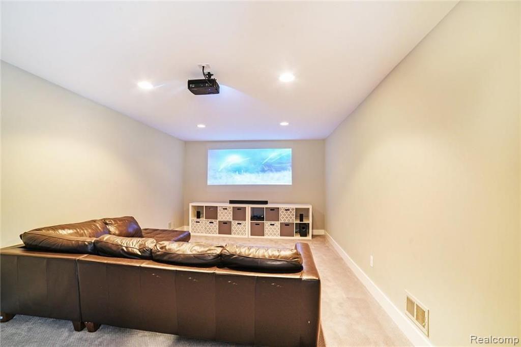 468 Kennebunk Drive Rochester, MI 48306 - Photo 22 of 27
