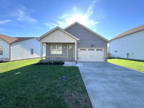 $259,900 | 242 Arkansas Avenue, Oak Grove, KY 42262